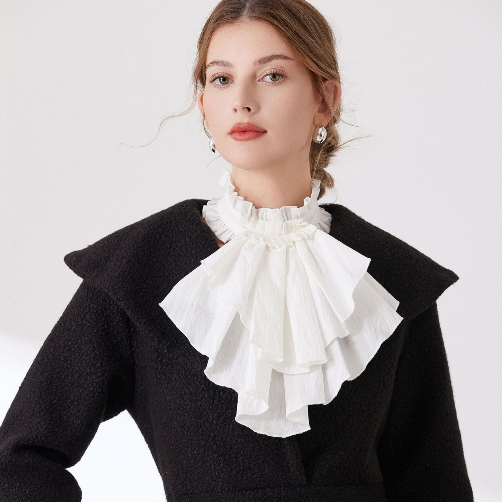 Victorian Jabot for Women Men  - đánh giá và giá Women'S Victorian Accessories